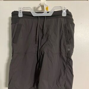 Lululemon Women’s Gray Shorts Size 10